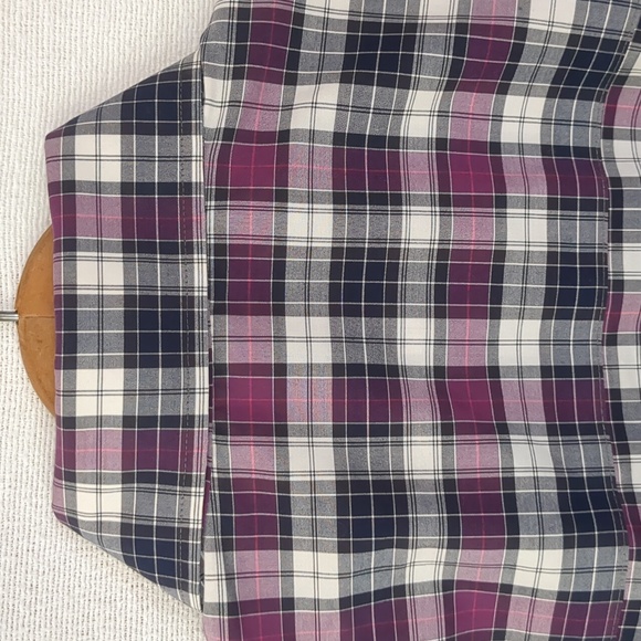 Forsyth of Canada Men's Long Sleeve Button Down Shirt. Size Medium. Plaid - Picture 9 of 11